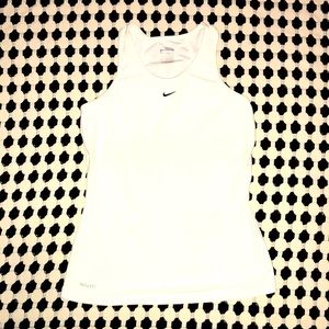 Nike Fit White Tank Top w Built in Bra sz L
